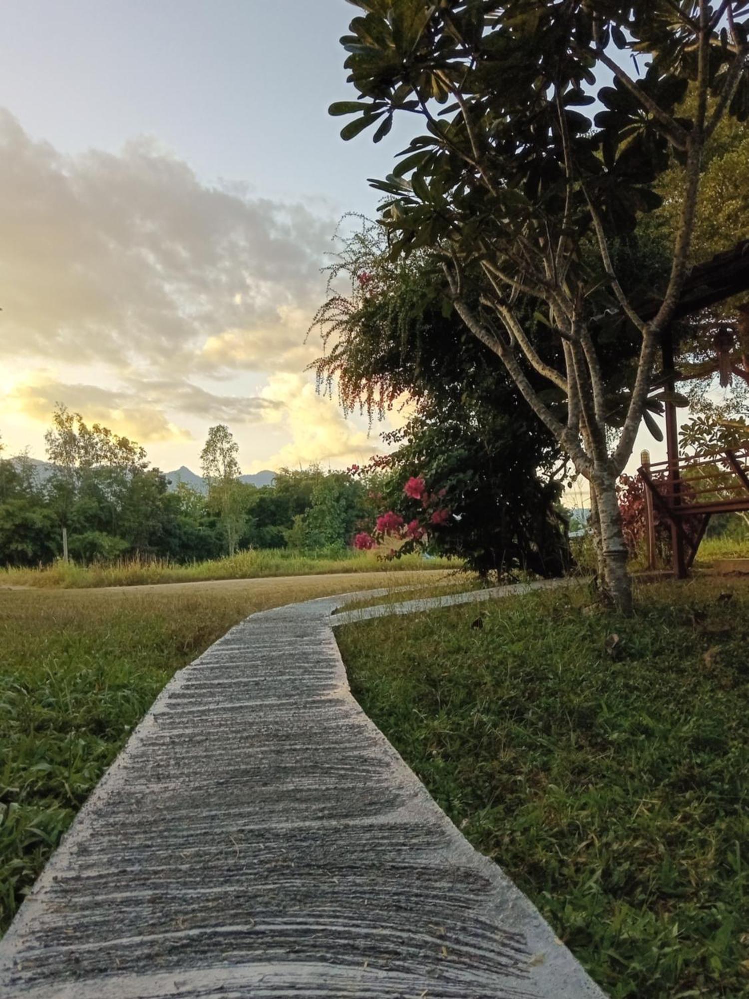 Chill In Pai Hotel Exterior foto